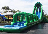 Atrakcyjna komercyjna, gigantyczna, długa zielona nadmuchiwana zjeżdżalnia wodna i zjeżdżalnia dla dorosłych