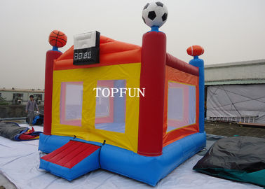 Śmieszne plandeki PCV dzieci skoki zamek nadmuchiwane Bouncy House z piłką nożną