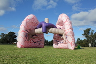 Gigantyczna reklama nadmuchiwanego modelu płuc na imprezy wystawiennicze