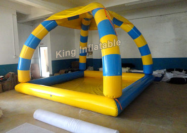 Termicznie uszczelniane dmuchane baseny 5 * 4 * 5m Niebieskie i żółte z pompą powietrzną 800W