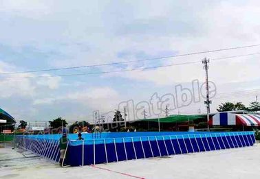Komercyjny nadmuchiwany park wodny z zjeżdżalnią o grubości 0,9 mm z plandeką PCV Blow Up Water Park z basenem naziemnym