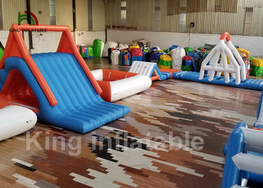 Wodoodporny nadmuchiwany park wodny / park wodny z placem zabaw do wynajęcia