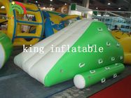 Inflatable Mini Iceberg do parków wodnych ze zjeżdżalnią zielono-białą