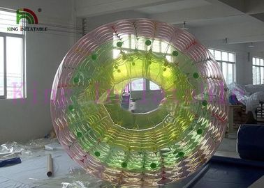 Custom Rainbow Inflatable Water Toy / Roller PVC / TPU 2,4 mx 2,8 m Zgrzewane