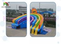 Anty-UV nadmuchiwane parki wodne Triple Lanes PVC Rainbow Slide z basenem do wynajęcia