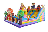 Nadmuchiwany plac zabaw z PVC o grubości 0,4 mm z motywem trampoliny ze zjeżdżalniami