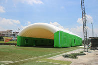 Gigantyczny nadmuchiwany namiot imprezowy / nadmuchiwany namiot imprezowy na boisko sportowe na świeżym powietrzu